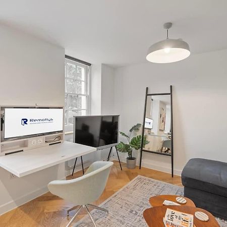 Modern 1 Bedroom Apartment In Fitzrovia Londres Extérieur photo